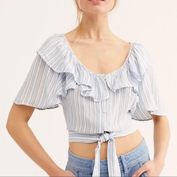 🤍HP🎀[ FP ] The Rosemary Ruffle Top - Picture 4 of 11